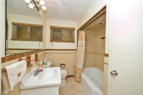 101 Manchester Dr, Irwin, PA 15642 photo 19