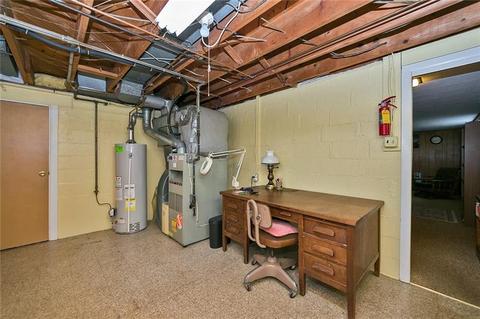 101 Manchester Dr, Irwin, PA 15642 photo 18