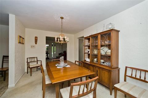 101 Manchester Dr, Irwin, PA 15642 photo 11