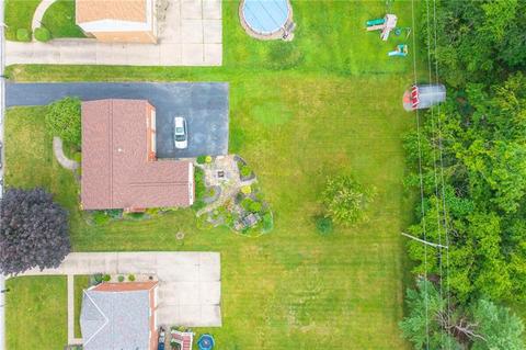 136 Chris Dr, Irwin, PA 15642 photo 24