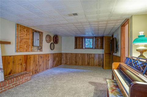 136 Chris Dr, Irwin, PA 15642 photo 20