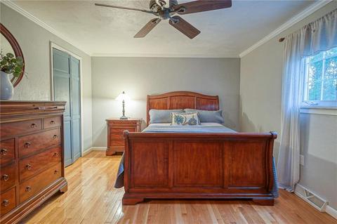 136 Chris Dr, Irwin, PA 15642 photo 13