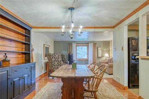 136 Chris Dr, Irwin, PA 15642 photo 7