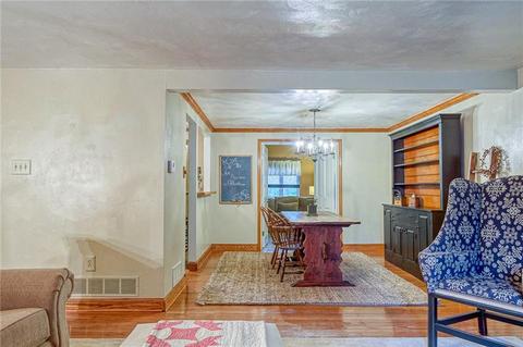 136 Chris Dr, Irwin, PA 15642 photo 5