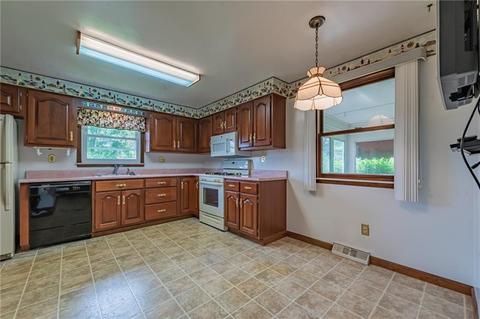 103 Clearview Ct, Irwin, PA 15642 photo 12