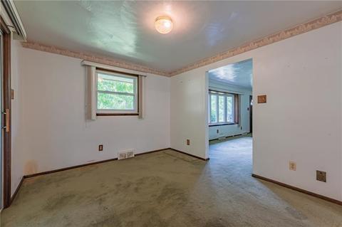 103 Clearview Ct, Irwin, PA 15642 photo 11