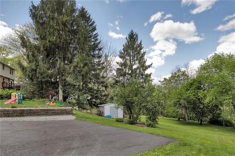 21 Pheasant Run Dr, Export, PA 15632 photo 2