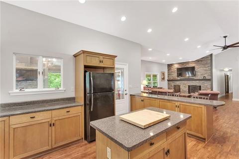 4931 Simmons Cir, Export, PA 15632 photo 13