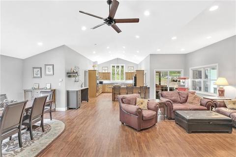 4931 Simmons Cir, Export, PA 15632 photo 14
