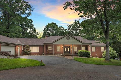 4931 Simmons Cir, Export, PA 15632 photo 1