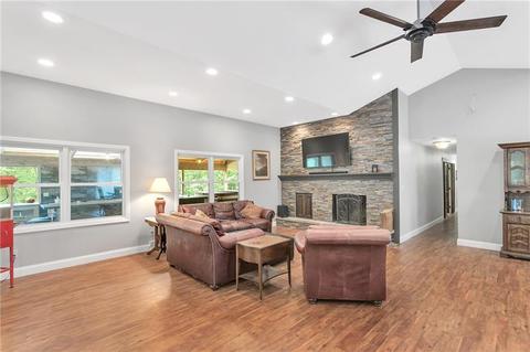 4931 Simmons Cir, Export, PA 15632 photo 18