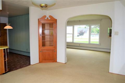 313 E Saltwork St, Elderton Boro, PA 15736 photo 6