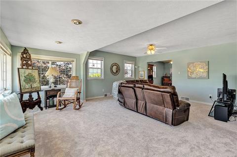 598 Atlantic Ave, Monaca, PA 15061 photo 6