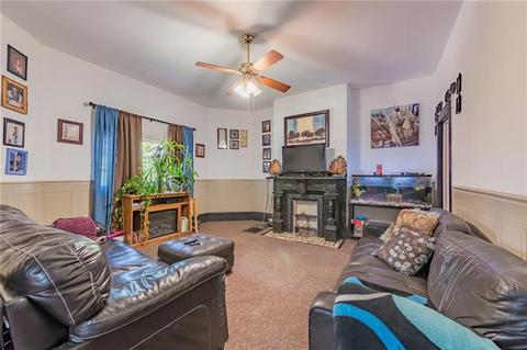 153 Comrie Ave, Braddock, PA 15104 photo 4