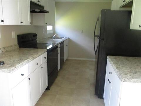 302 E Lancaster Rd, Harmony, PA 16037 photo 3