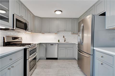 111 Warwick Dr, Monaca, PA 15061 photo 3