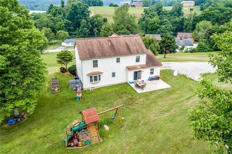 876 S Eighty Eight Rd, Carmichaels, PA 15320 photo 4
