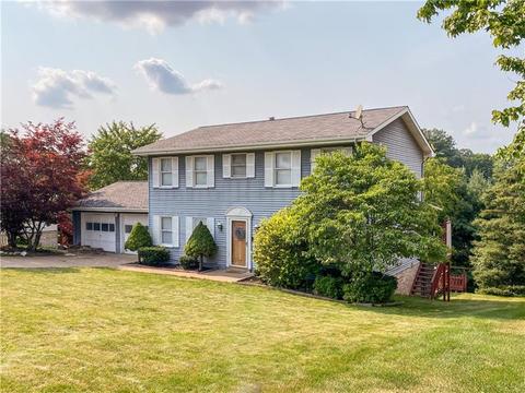105 Heather Dr, Monaca, PA 15061 photo 1