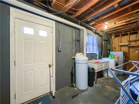 105 Heather Dr, Monaca, PA 15061 photo 24