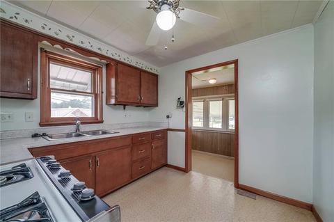 1158 Eckert Rd, Monaca, PA 15061 photo 9