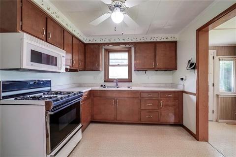 1158 Eckert Rd, Monaca, PA 15061 photo 8