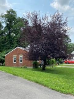 201 Juniper Dr, Coraopolis, PA 15108 photo 4