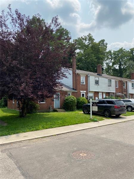 201 Juniper Dr, Coraopolis, PA 15108 photo 1