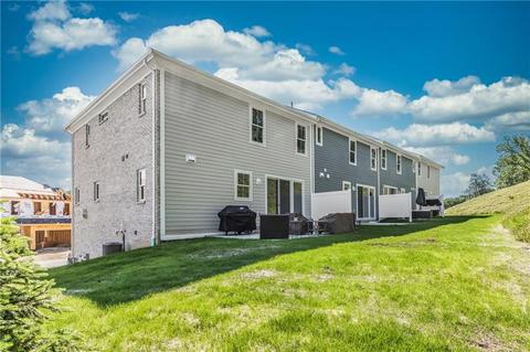 421 Walnut Ct, Mccandless, PA 15237 photo 5