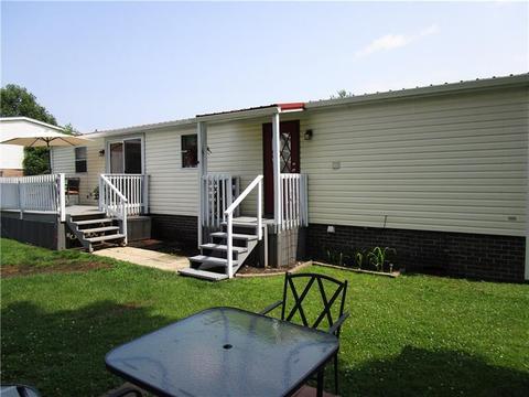226 Alexander Pl, Export, PA 15632 photo 18