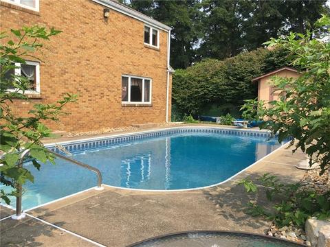 1055 Sandy Hill Rd, Irwin, PA 15642 photo 2