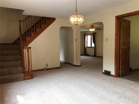 1055 Sandy Hill Rd, Irwin, PA 15642 photo 8