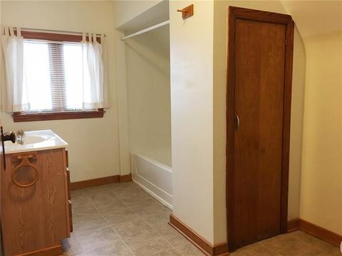1055 Sandy Hill Rd, Irwin, PA 15642 photo 14