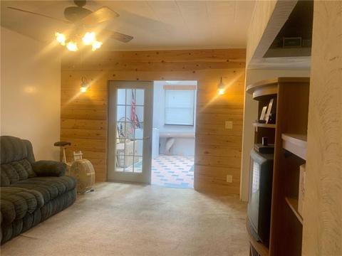 407 Seddon Ave, North Braddock, PA 15104 photo 5