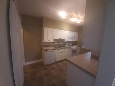 715 Spruce, Irwin, PA 15642 photo 5