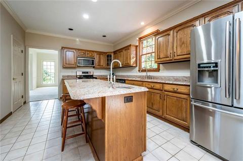 3105 Oak View Dr, Export, PA 15632 photo 4