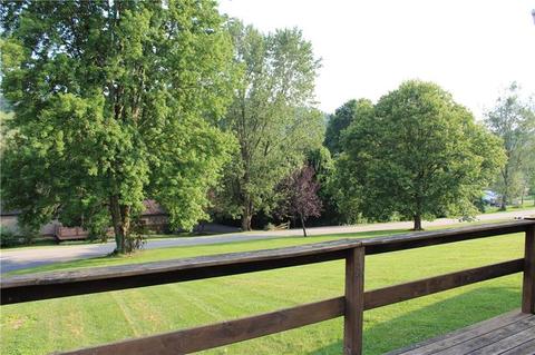 33 Allison Rd, Smith, PA 15019 photo 3