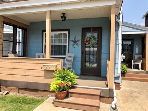 520 Walnut St, Vandergrift, PA 15690 photo 2