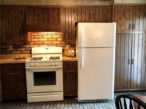 520 Walnut St, Vandergrift, PA 15690 photo 10