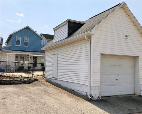 520 Walnut St, Vandergrift, PA 15690 photo 24