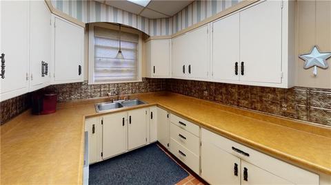 404 Beaver St, Mars, PA 16046 photo 5