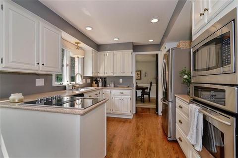 175 Boxfield Rd, Pittsburgh, PA 15241 photo 9