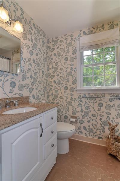175 Boxfield Rd, Pittsburgh, PA 15241 photo 16