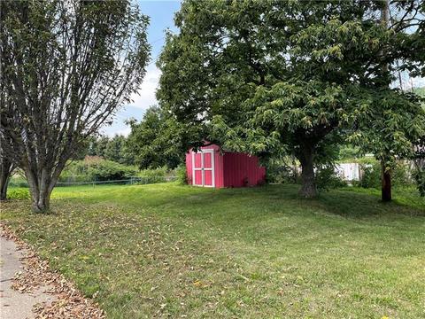 183 Main, New Eagle, PA 15067 photo 7