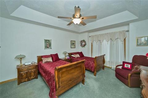 232 Mcdermott Rd, Level Green, PA 15085 photo 16
