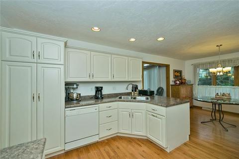 232 Mcdermott Rd, Level Green, PA 15085 photo 9