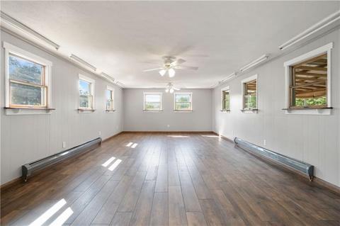 325 Scott Rd, Eighty Four, PA 15330 photo 5