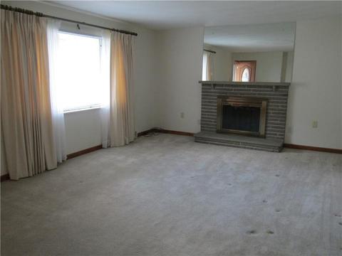 14570 Watson Dr, Irwin, PA 15642 photo 6