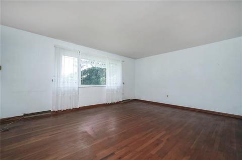 415 Temple Rd, Monaca, PA 15061 photo 3