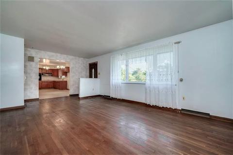 415 Temple Rd, Monaca, PA 15061 photo 4
