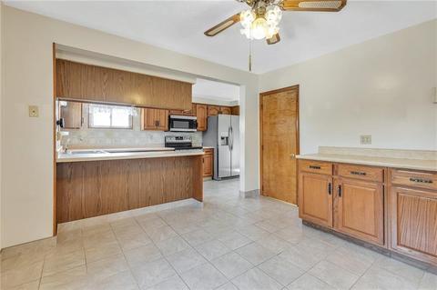 972 Monaca Rd, Monaca, PA 15061 photo 5